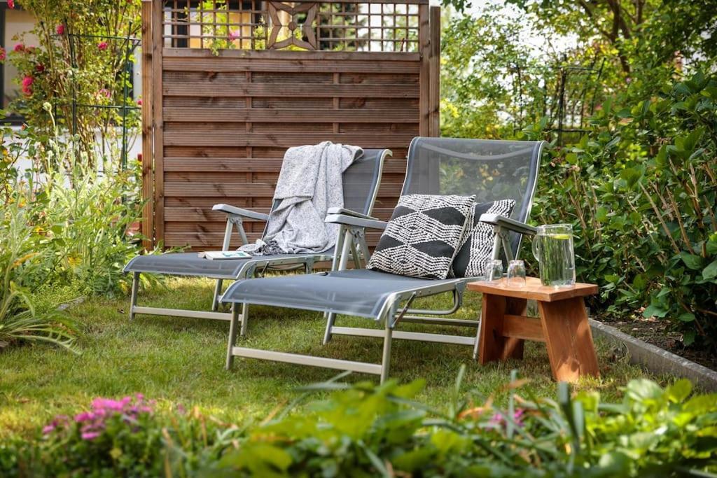 Charmantes Townhaus Mit Garten, W-lan & Netflix *